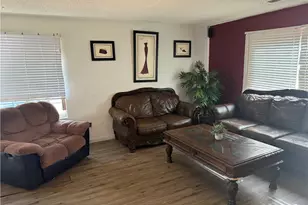 122 E Bowen, Perris, CA 92571 - Photo 3