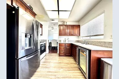 11948 Albion Way, Moreno Valley, CA 92557 - Photo 9