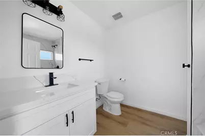 520 W 118th, Los Angeles, CA 90044 - Photo 21