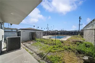 520 W 118th, Los Angeles, CA 90044 - Photo 37