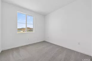 33185 Opal Glass Dr, French Valley, CA 92596 - Photo 9