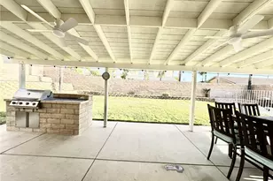 7833 Calle Carrisa St, Highland, CA 92346 - Photo 27