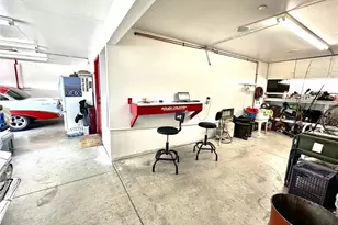 7833 Calle Carrisa St, Highland, CA 92346 - Photo 31