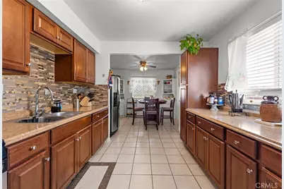 16116 Cajon, Hesperia, CA 92345 - Photo 15