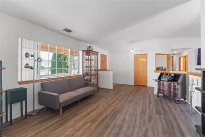 14728 Nokomis, Apple Valley, CA 92307 - Photo 7