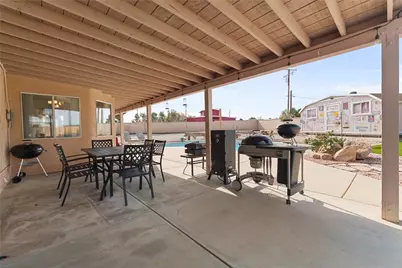 14728 Nokomis, Apple Valley, CA 92307 - Photo 37