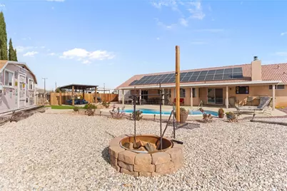14728 Nokomis, Apple Valley, CA 92307 - Photo 33