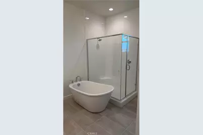 6438 Castle Crags Avenue, Hesperia, CA 92345 - Photo 11