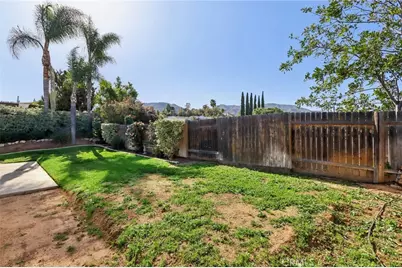2322 Avenida Del Vista, Corona, CA 92882 - Photo 45