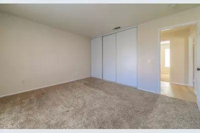 10842 Wakefield, Adelanto, CA 92301 - Photo 37