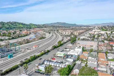 2630 Maceo, Los Angeles, CA 90065 - Photo 35