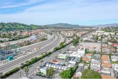 2630 Maceo, Los Angeles, CA 90065 - Photo 35