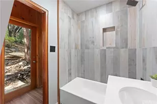 956 Mercury, Crestline, CA 92325 - Photo 5