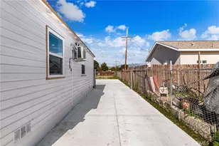 1095 E Phillips, Pomona, CA 91766 - Photo 27