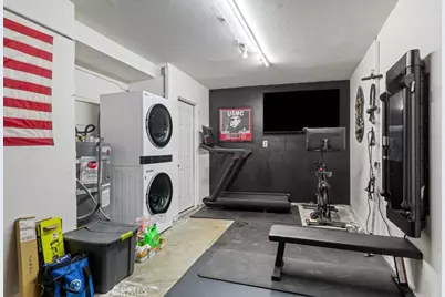 10403 Stratton Court, Cypress, CA 90630 - Photo 15