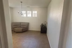 1064 Queen Annes Ln, Beaumont, CA 92223 - Photo 3