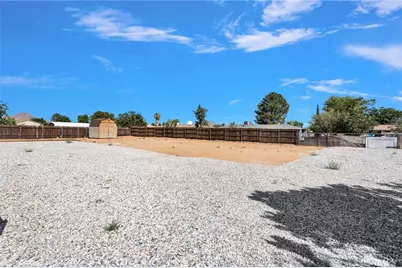 21940 Carlisle Road, Apple Valley, CA 92307 - Photo 33