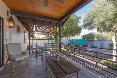 327 S Taylor, Hemet, CA 92543 - Photo 37