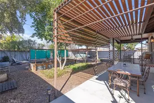 327 S Taylor, Hemet, CA 92543 - Photo 29