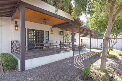 327 S Taylor, Hemet, CA 92543 - Photo 33