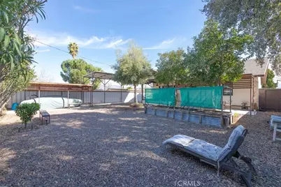 327 S Taylor, Hemet, CA 92543 - Photo 31