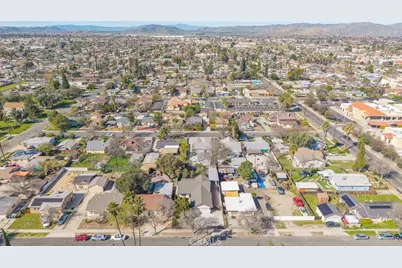 327 S Taylor, Hemet, CA 92543 - Photo 43