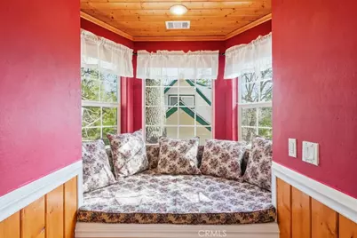 28070 West Shore Road, Lake Arrowhead, CA 92352 - Photo 15