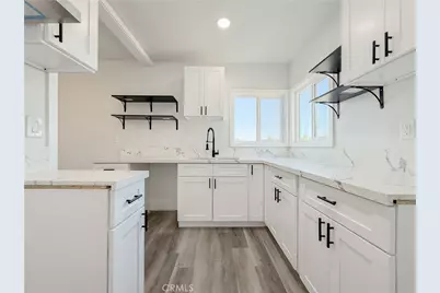 220 W 98th Street, Los Angeles, CA 90003 - Photo 7