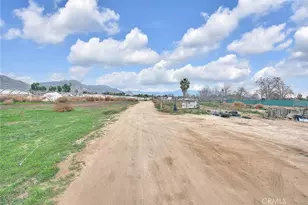 29570 13 Th St, Nuevo, CA 92567 - Photo 13