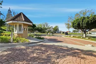 5598 E Stetson Ct, Anaheim Hills, CA 92807 - Photo 25