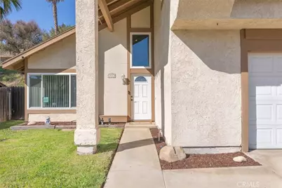 974 Nottingham, Corona, CA 92880 - Photo 5