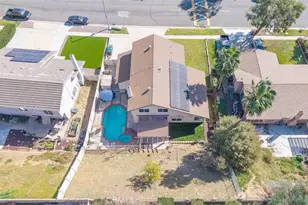 974 Nottingham, Corona, CA 92880 - Photo 43