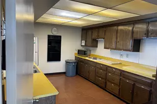 575 S Lyon Ave, Hemet, CA 92543 - Photo 29