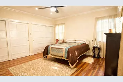 10520 E Zamora Avenue, Los Angeles, CA 90002 - Photo 1