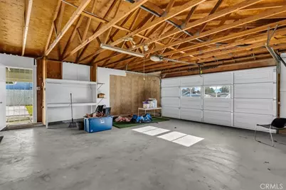 13806 Red Hill, Victorville, CA 92395 - Photo 17