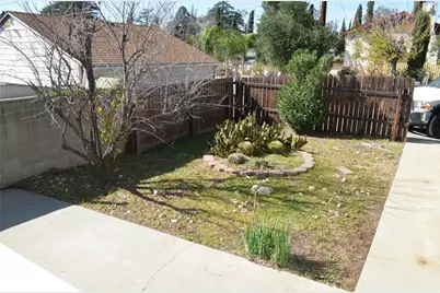 34 W Gilman, Banning, CA 92220 - Photo 19