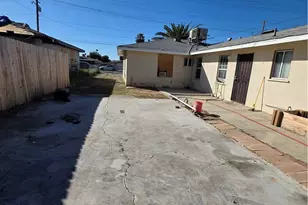 338 S Gilbert, Hemet, CA 92543 - Photo 13