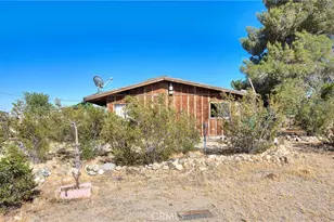 45757 Paddington Rd, Lucerne Valley, CA 92356 - Photo 3