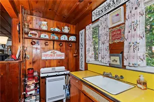 23718 Scenic, Crestline, CA 92325 - Photo 11