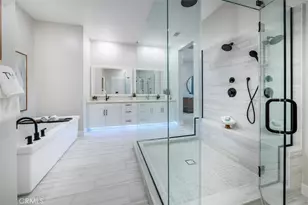 208 Briar Moon, Irvine, CA 92618 - Photo 7