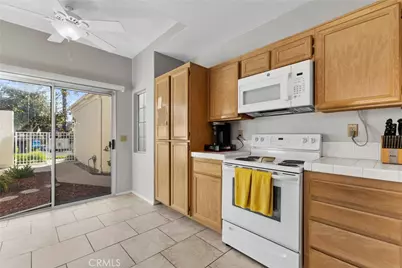 40395 Via Malagas, Murrieta, CA 92562 - Photo 5