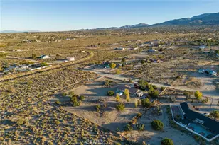 388 Calaveras Rd, Pinon Hills, CA 92372 - Photo 37