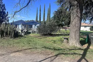 10885 Jonathan, Cherry Valley, CA 92223 - Photo 13