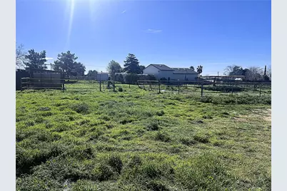 10885 Jonathan, Cherry Valley, CA 92223 - Photo 39