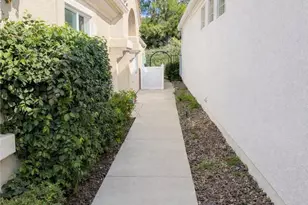 24164 Calle Artino, Murrieta, CA 92562 - Photo 25