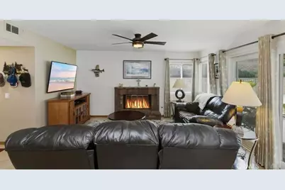 2416 Patriot Way, Corona, CA 92882 - Photo 19