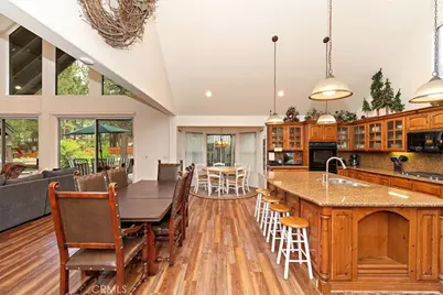 42143 Winter Park, Big Bear Lake, CA 92315 - Photo 11