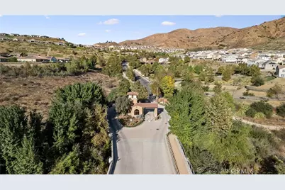 24572 Acadia Drive, Corona, CA 92883 - Photo 41