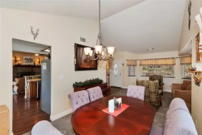 26520 Walnut Hills Drive, Lake Arrowhead, CA 92352 - Photo 13