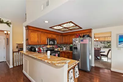 26520 Walnut Hills Drive, Lake Arrowhead, CA 92352 - Photo 15